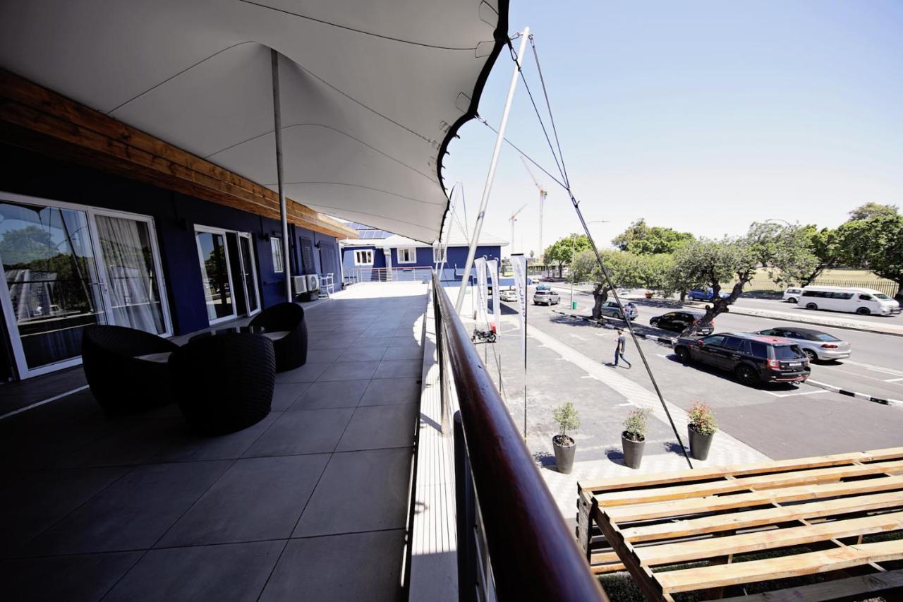 New National Hotel And Conference Parow Exterior photo